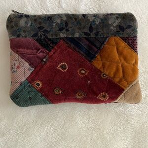 Quilted clutch